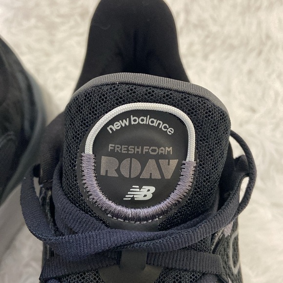 NEW BALANCE FRESH FOAM ROAV MROAVCO2 ,BLACK AND GREY SNEAKERS.SIZE-11.5 - Picture 8 of 10